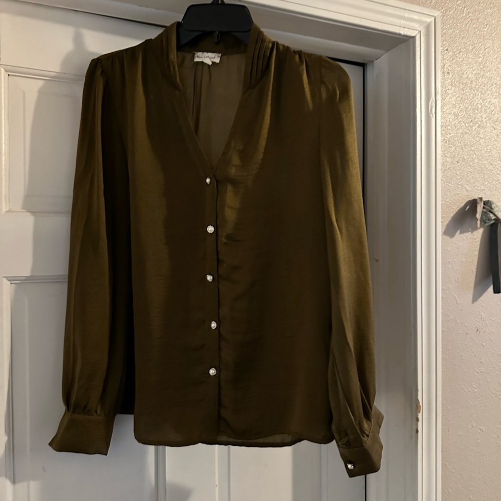 Hem & Thread blouse